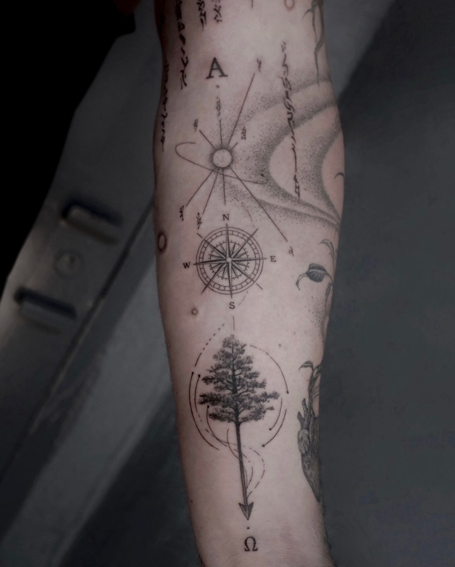 Tattoo by @parkkaro โ dotwork, geometric