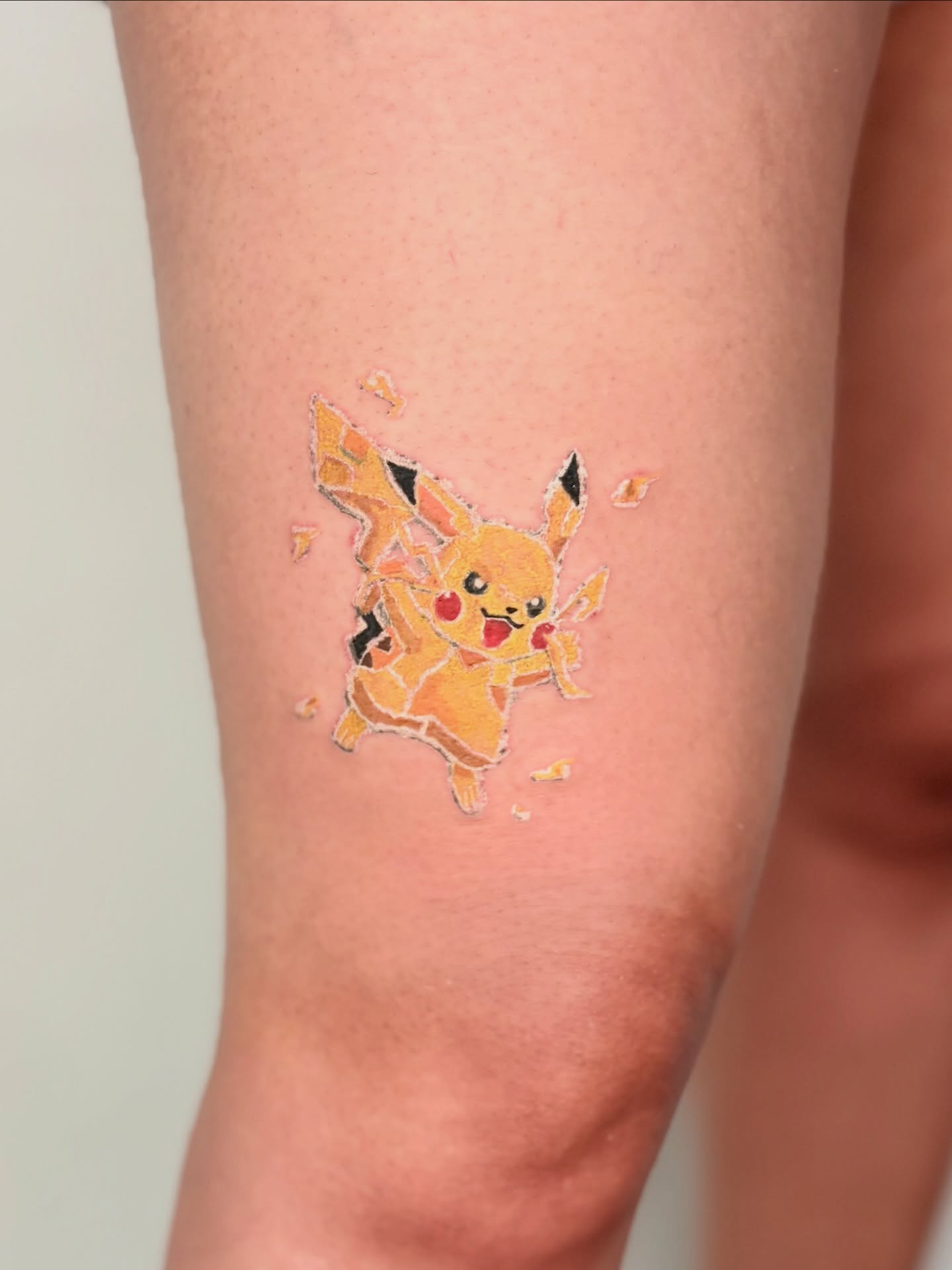 Tattoo by @maden_tt — dotwork