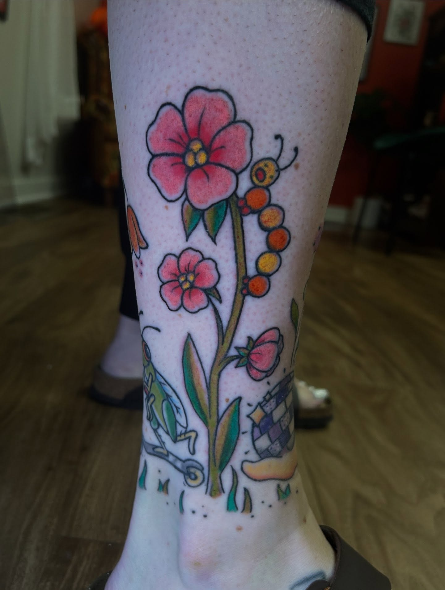 Tattoo by @sarahtonin_ink β new_school, dotwork