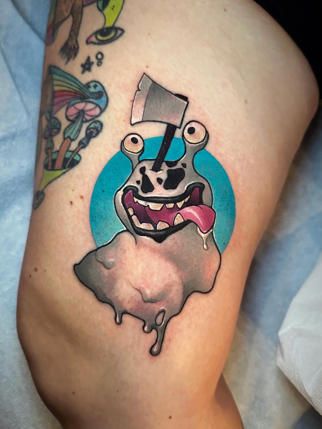 Tattoo by @mama.stiflera — new_school