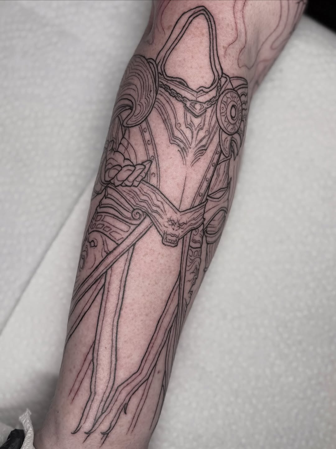 Tattoo by @anniebone_tattoo — blackwork, realism