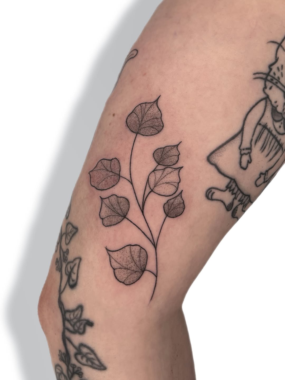 Tattoo by @julesdoestattoos — fine_line, dotwork