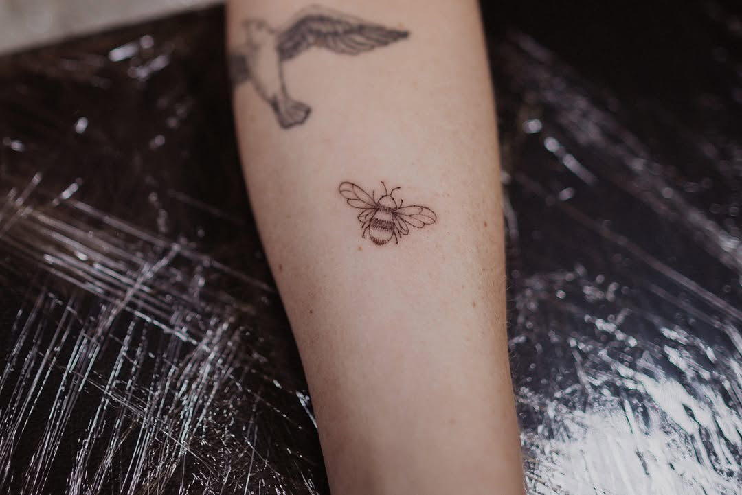 Tattoo by @cradleoftattoo — fine_line, minimalist