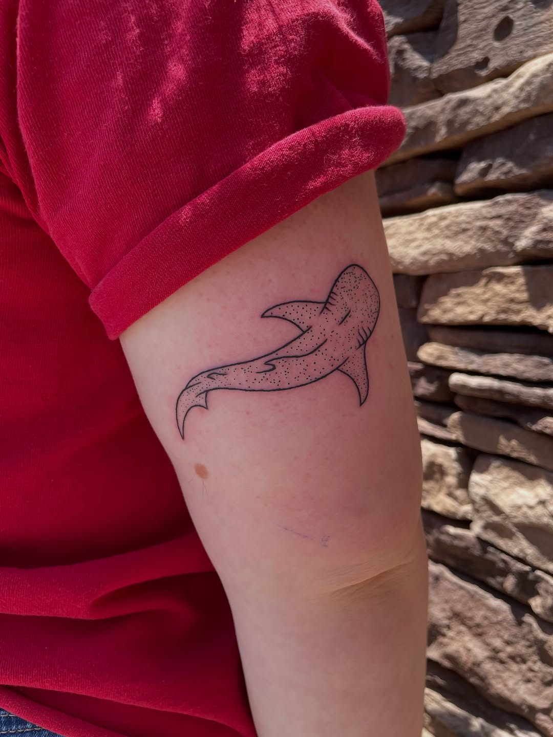 Tattoo by @mallorydoestattoos โ fine_line, dotwork
