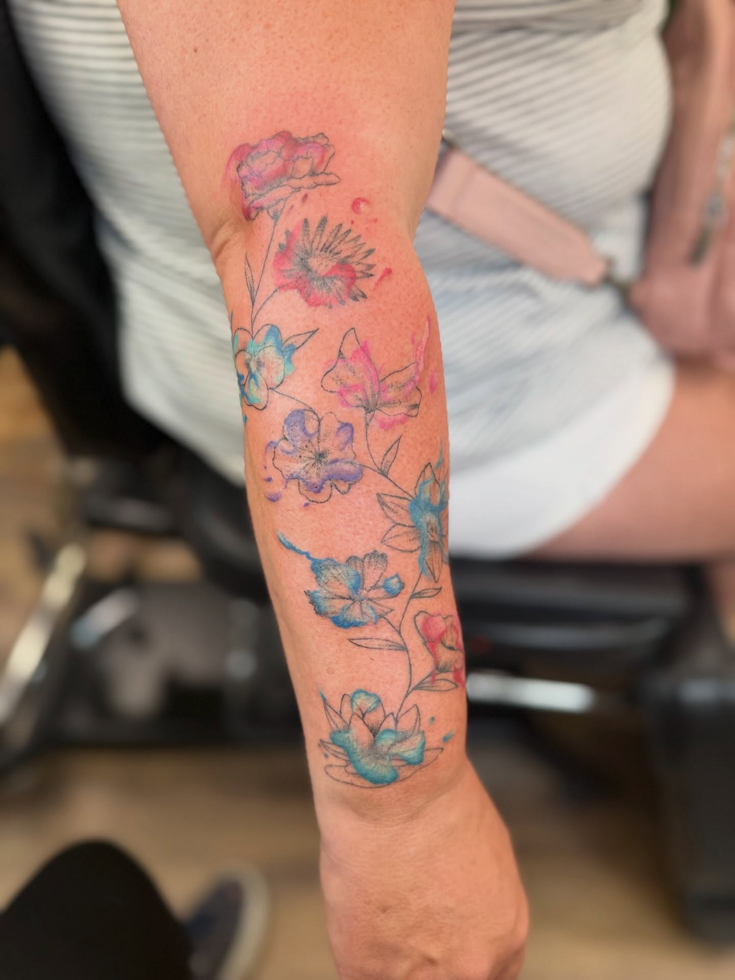 Tattoo by @serenitytheidentity โ watercolor, fine_line