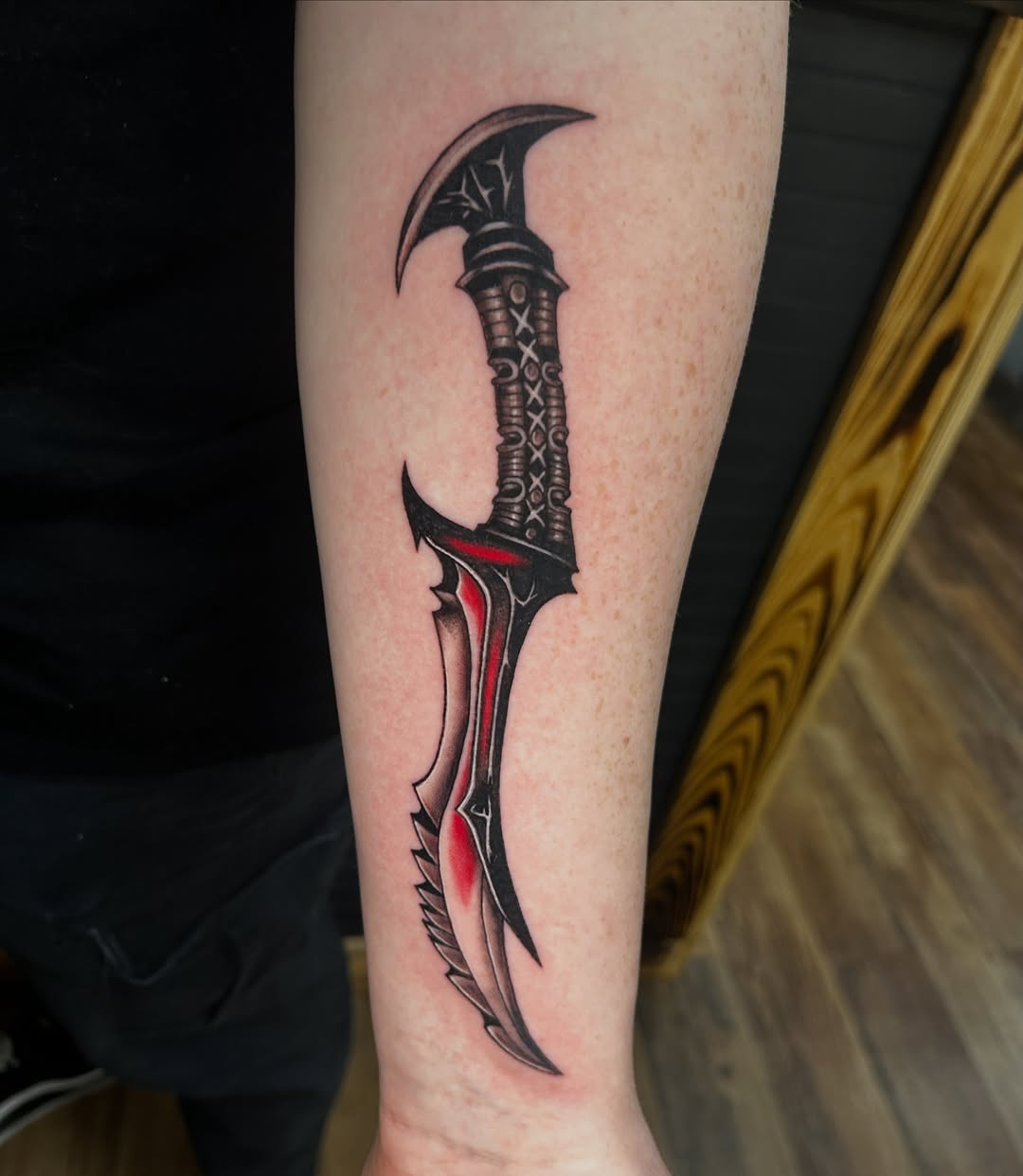 Sword realism tattoo on the forearm by Abby Camacho - Tattoo Artist and Piercer โจ๐