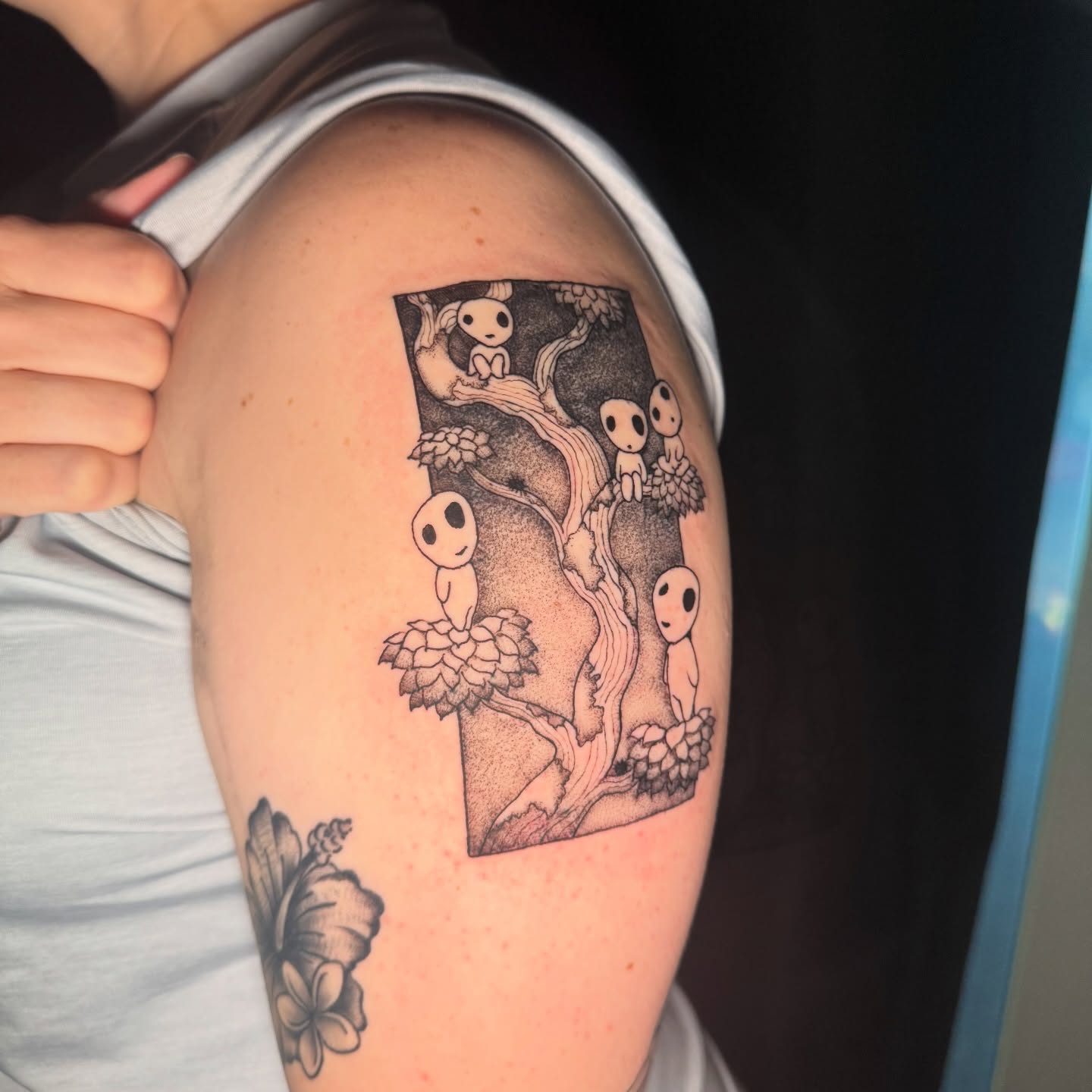 Tattoo by @izfisch — dotwork, black_and_grey