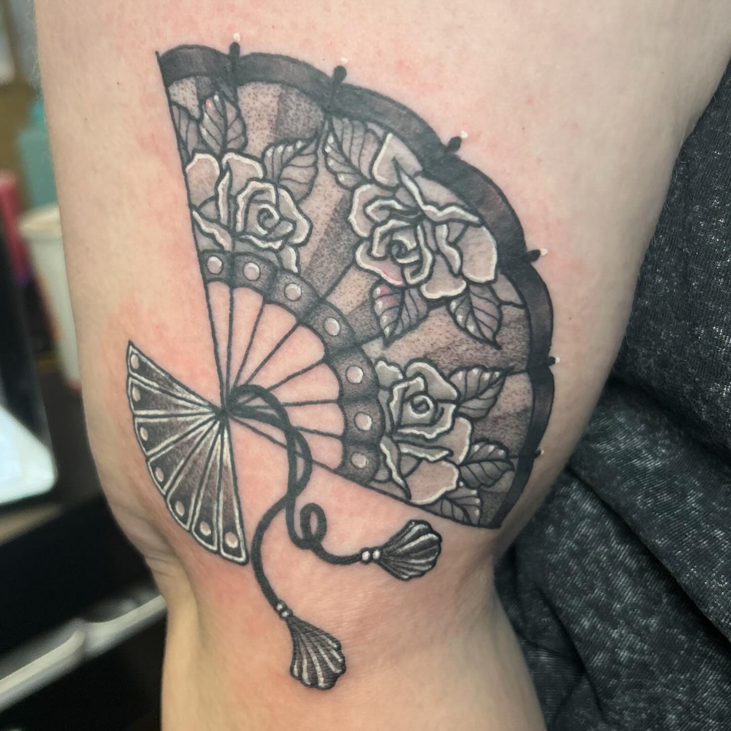 Tattoo by @little.inkedfaerie — black_and_grey, ornamental