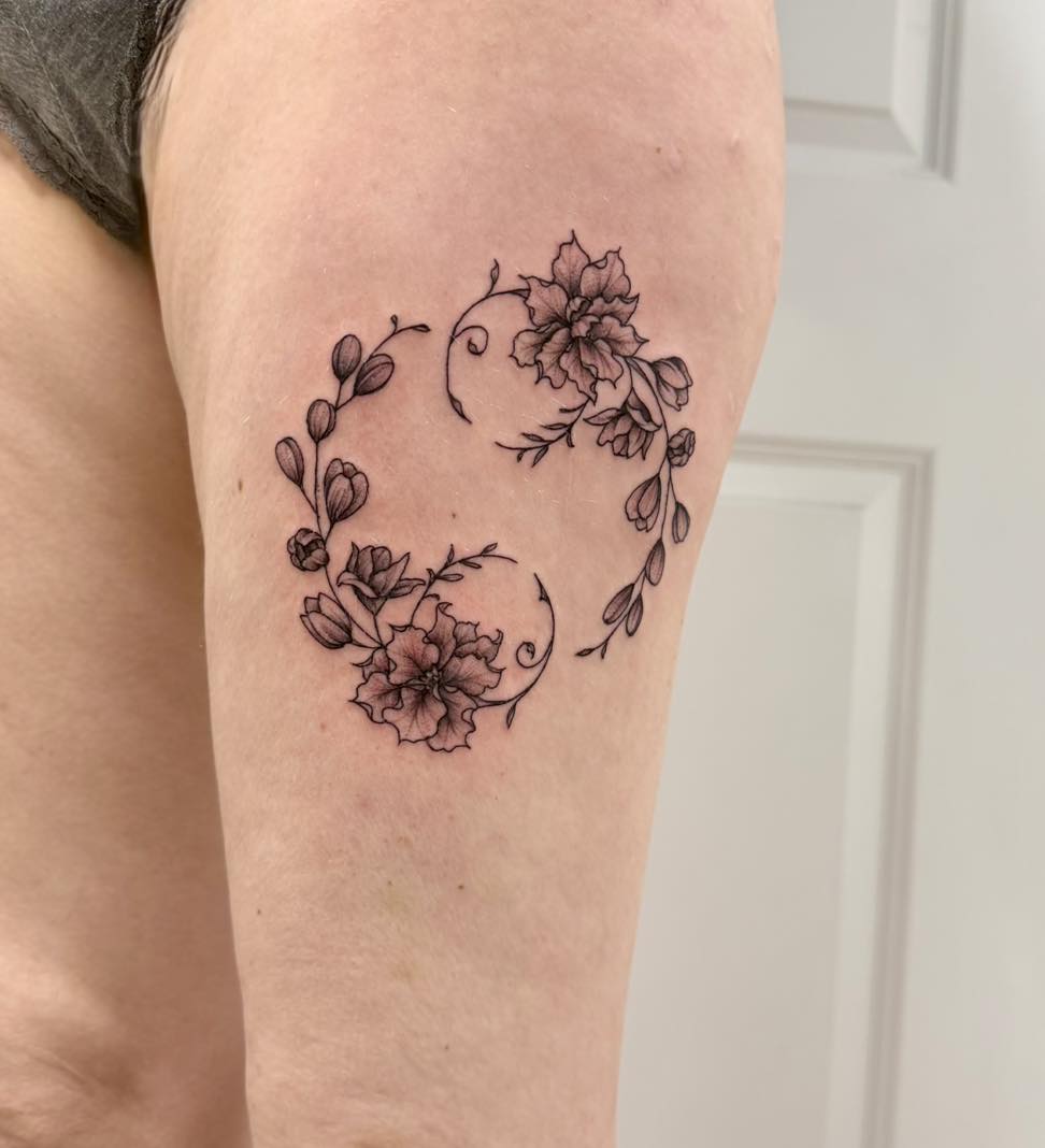 Tattoo by @juliabodyart — black_and_grey