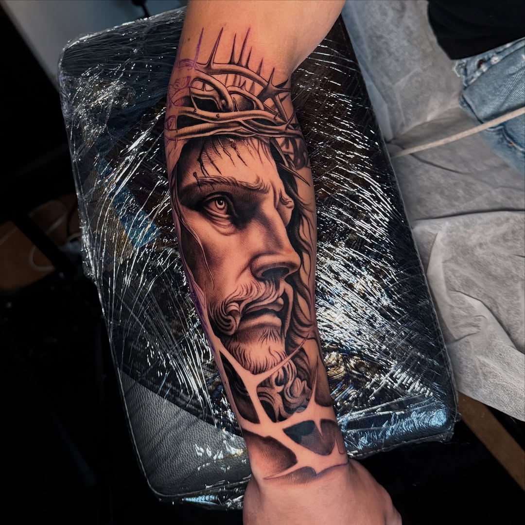 Tattoo by @reipinks — realism, black_and_grey