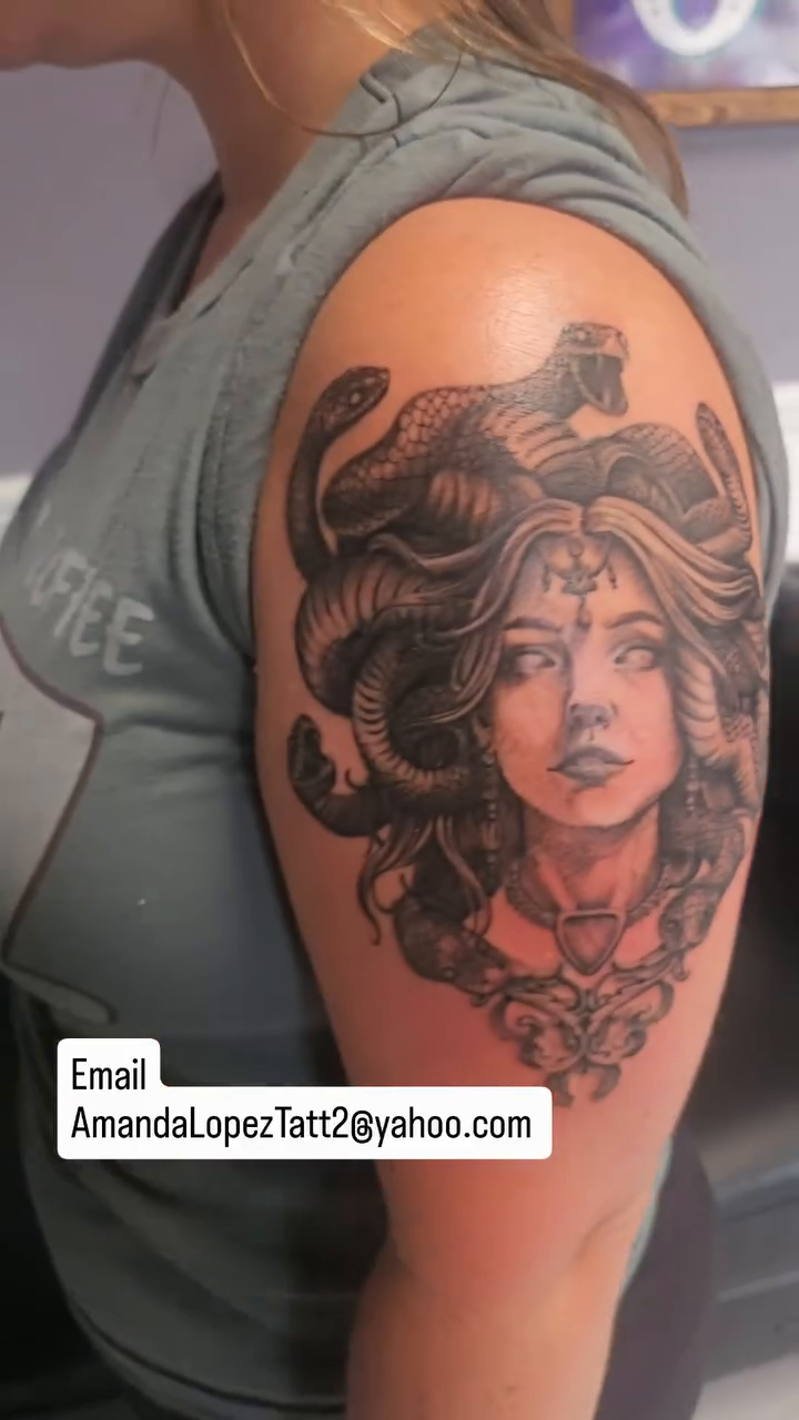 Tattoo by @amandalopeztatt2 — realism, black_and_grey