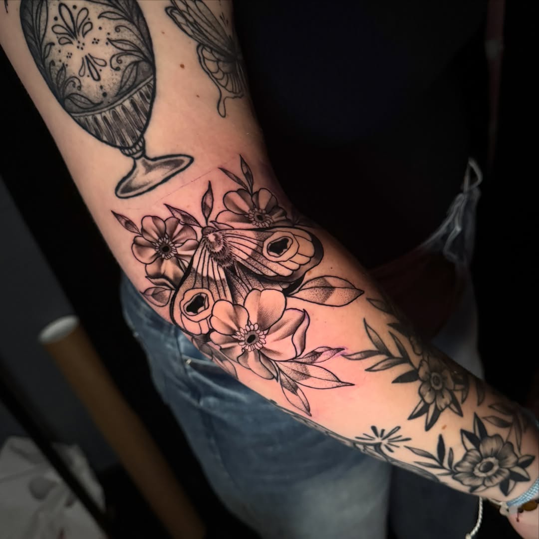 Tattoo by @tori_barkus — black_and_grey