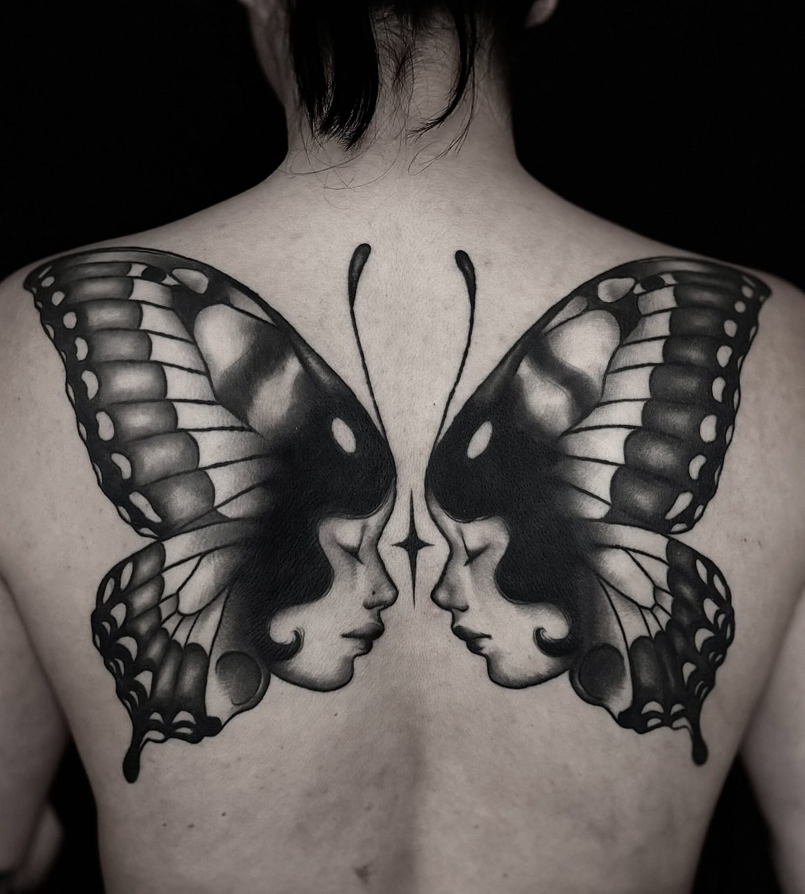 Butterfly faces realism tattoo on the back by ⋆。˚⭒♡ 𝕰𝖑𝖊𝖓𝖆 𝕽𝖎𝖛𝖊𝖗𝖆 ♡⭒˚。⋆