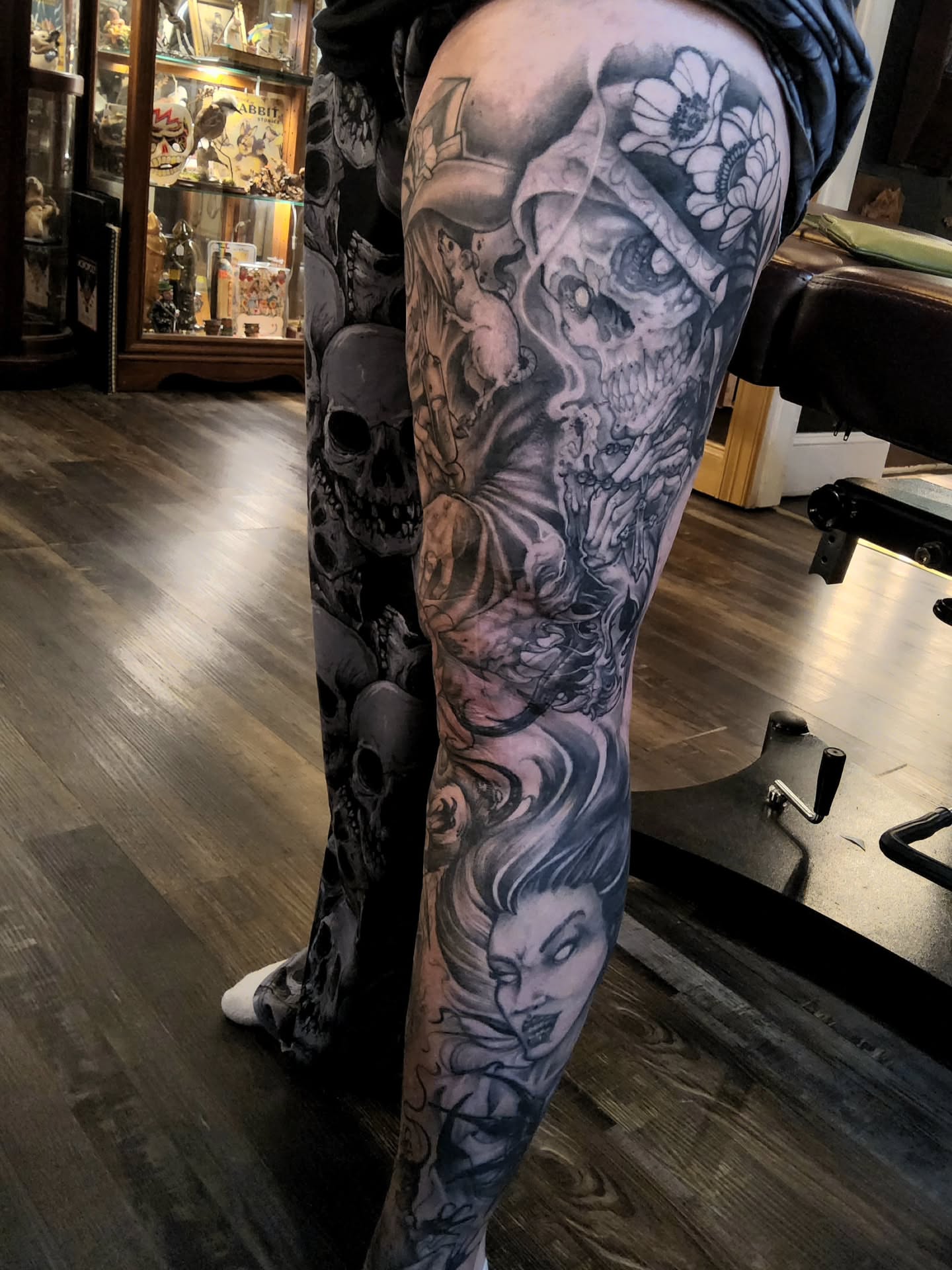 Tattoo by @401tattoo — black_and_grey, realism