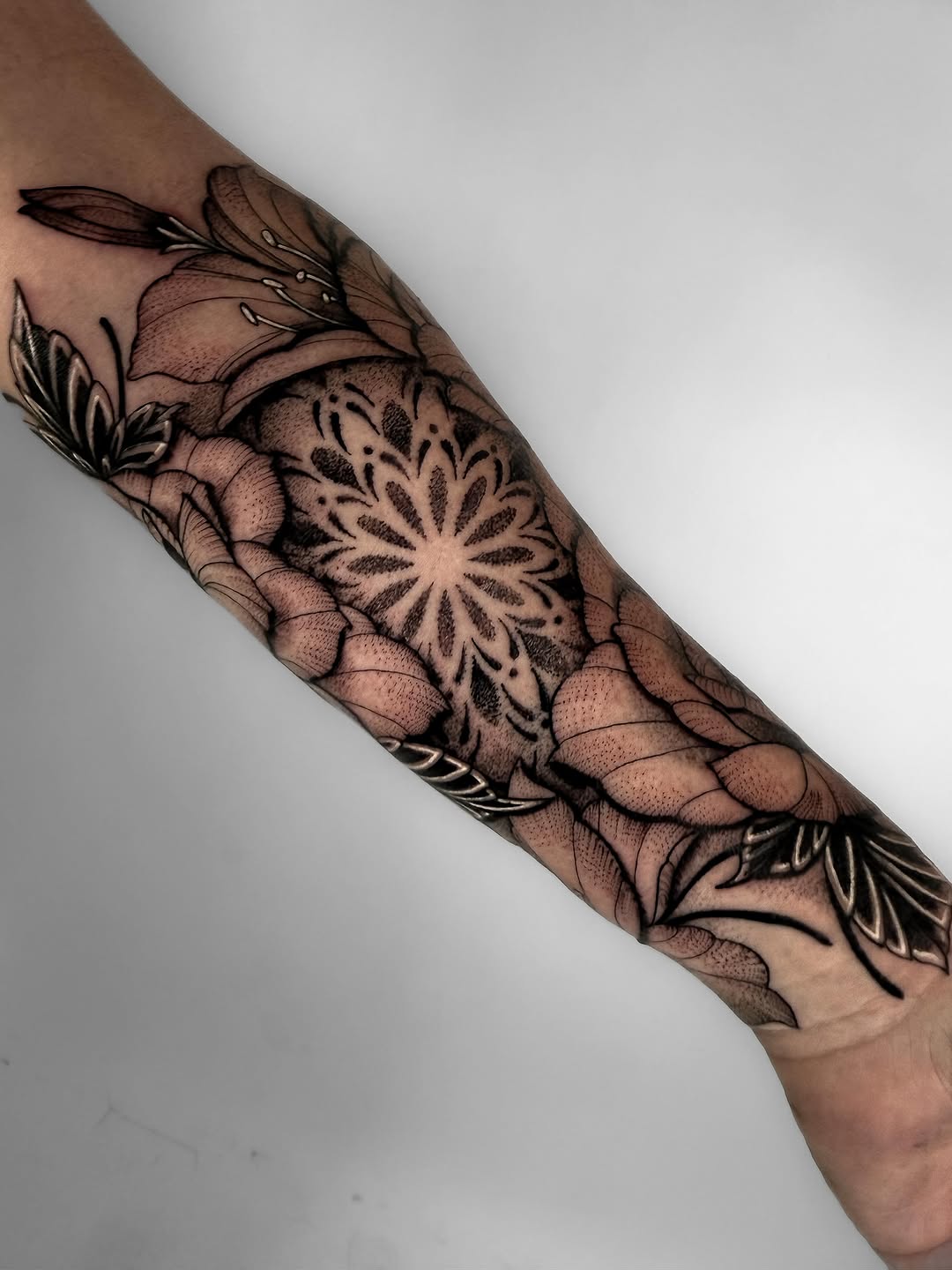 Tattoo by @luna_sea_tattoo — dotwork, ornamental