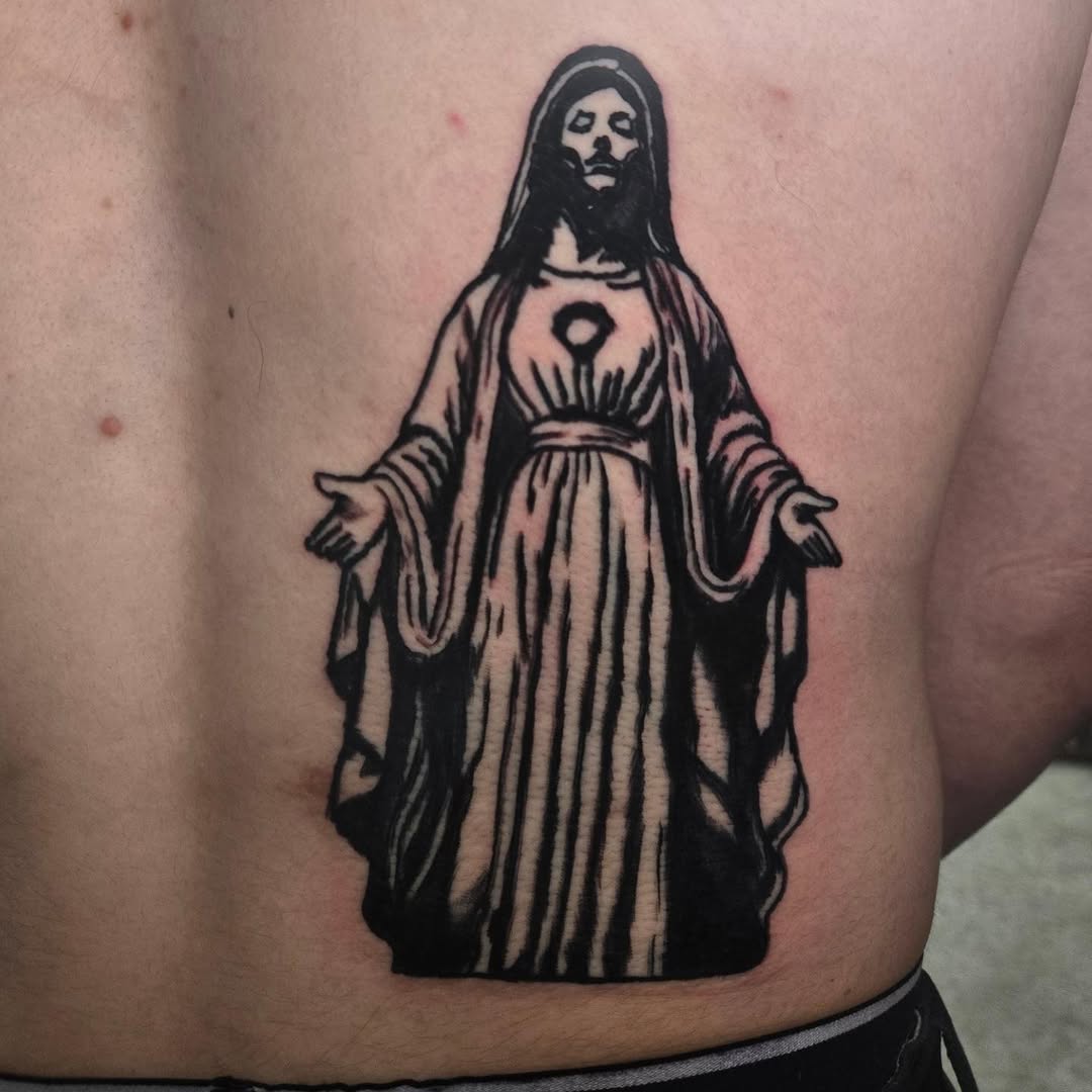 Tattoo by @bugpin7rl — blackwork