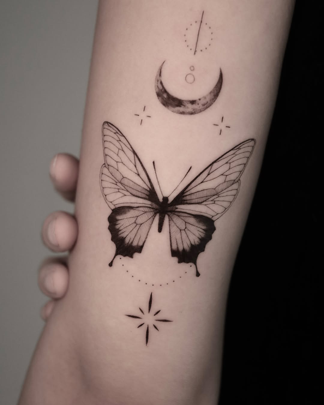 Tattoo by @tattoo_chamsae — fine_line, black_and_grey