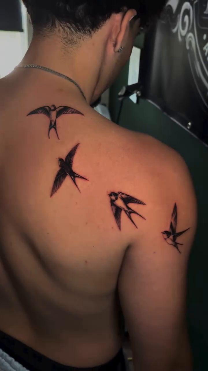 Tattoo by @3mtattoos — fine_line