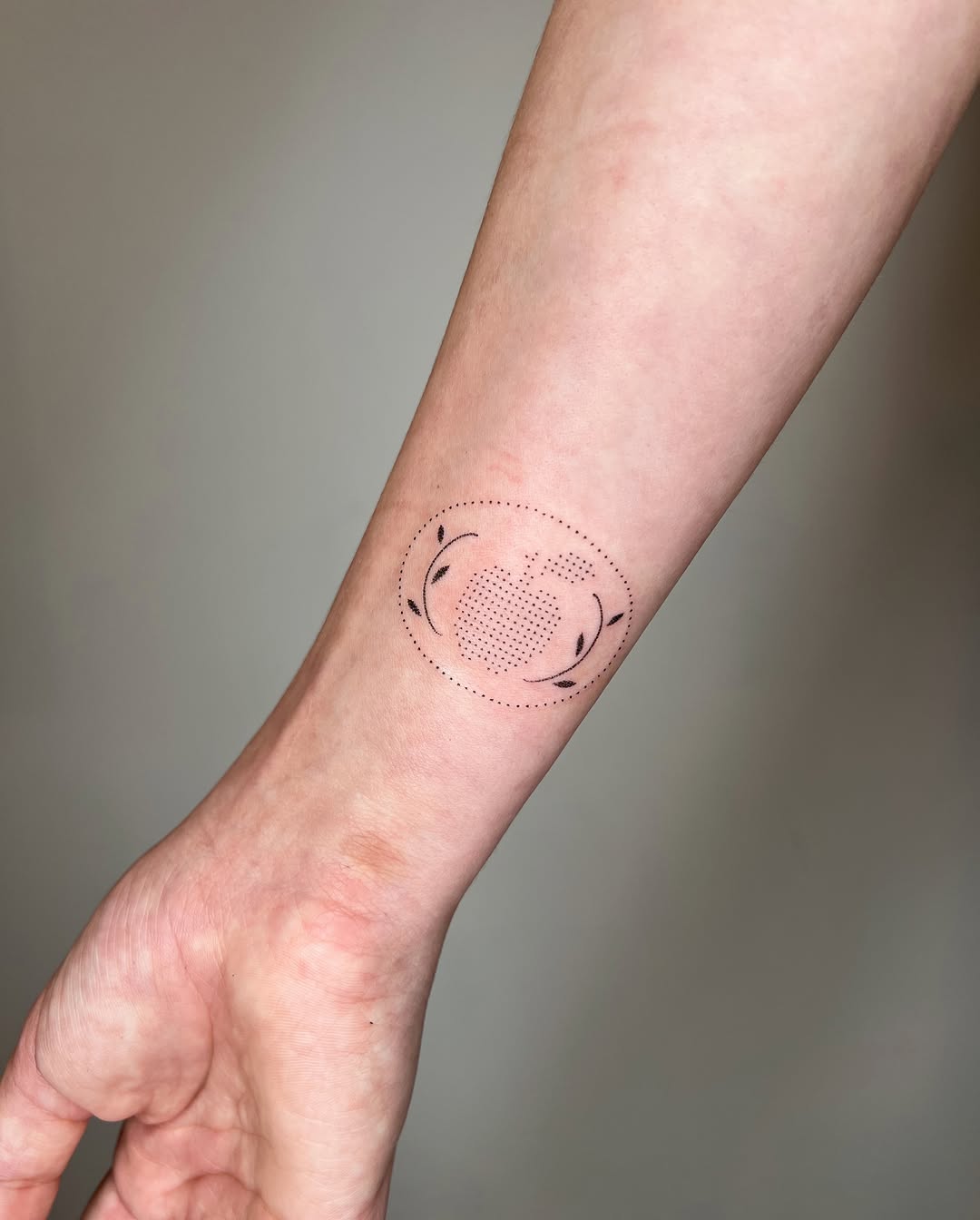 Tattoo by @thankyouforpoking — fine_line, dotwork