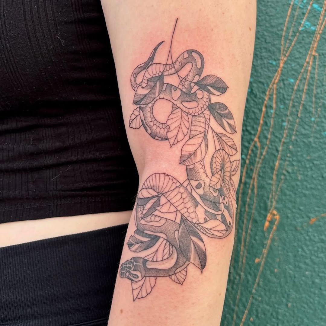 Tattoo by @emmaleighrosetattoos — black_and_grey, illustrative