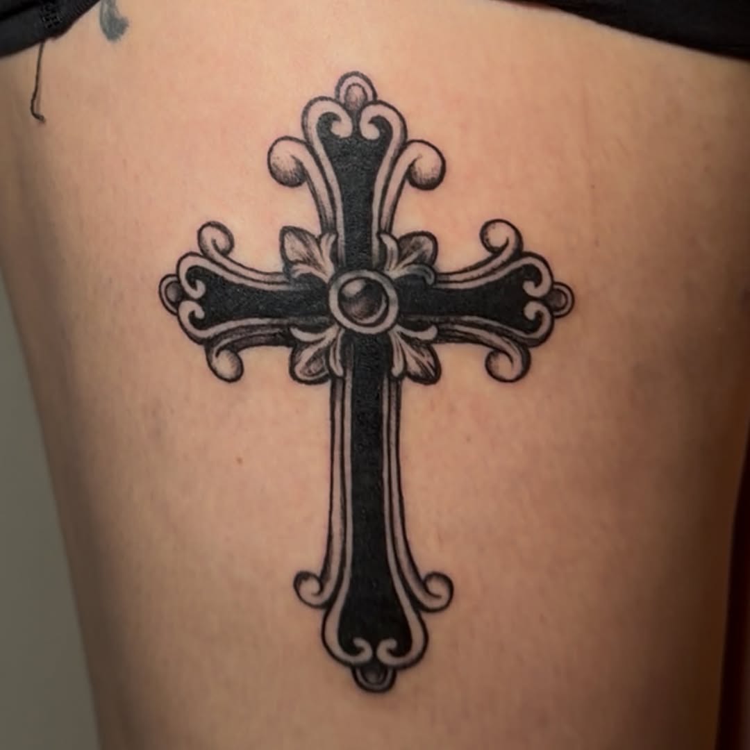 Tattoo by @mollztattooz — blackwork, ornamental