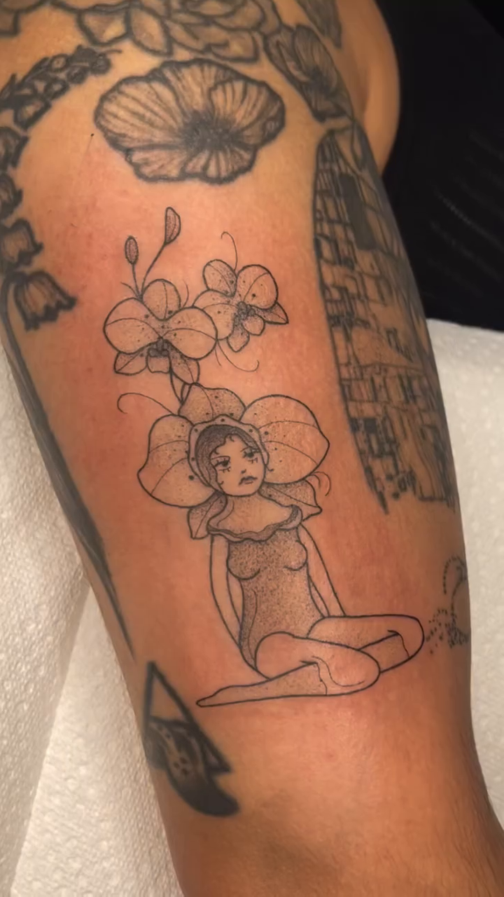 Tattoo by @julesdoestattoos — fine_line, illustrative