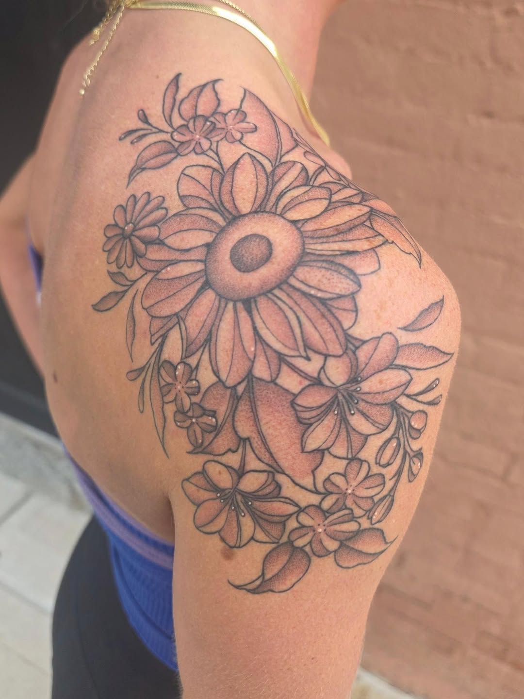 Tattoo by @cassiealtattoos — fine_line, dotwork