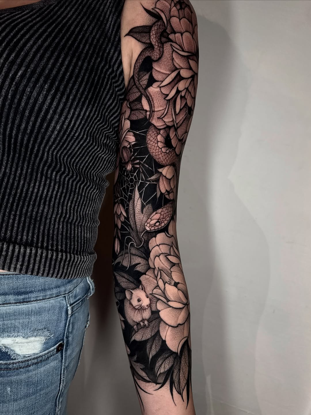 Tattoo by @laurenlilliantattoo — black_and_grey, dotwork