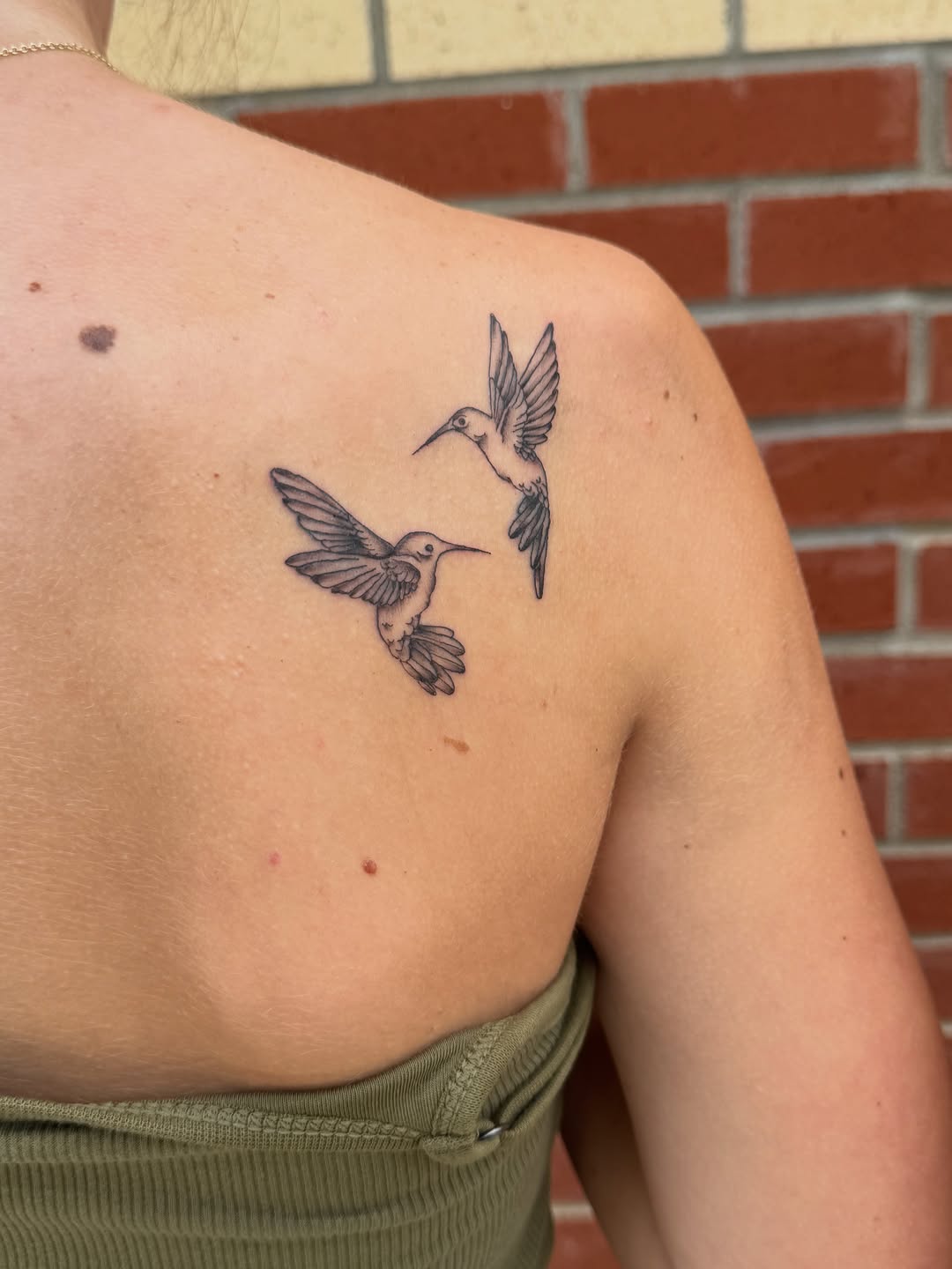 Tattoo by @tatsbythealycat — fine_line, realism