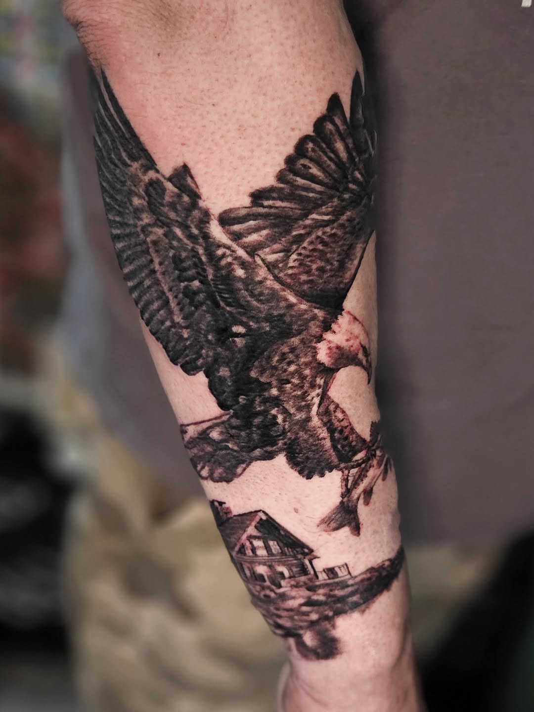 Fine line tattoo on the forearm by Walt