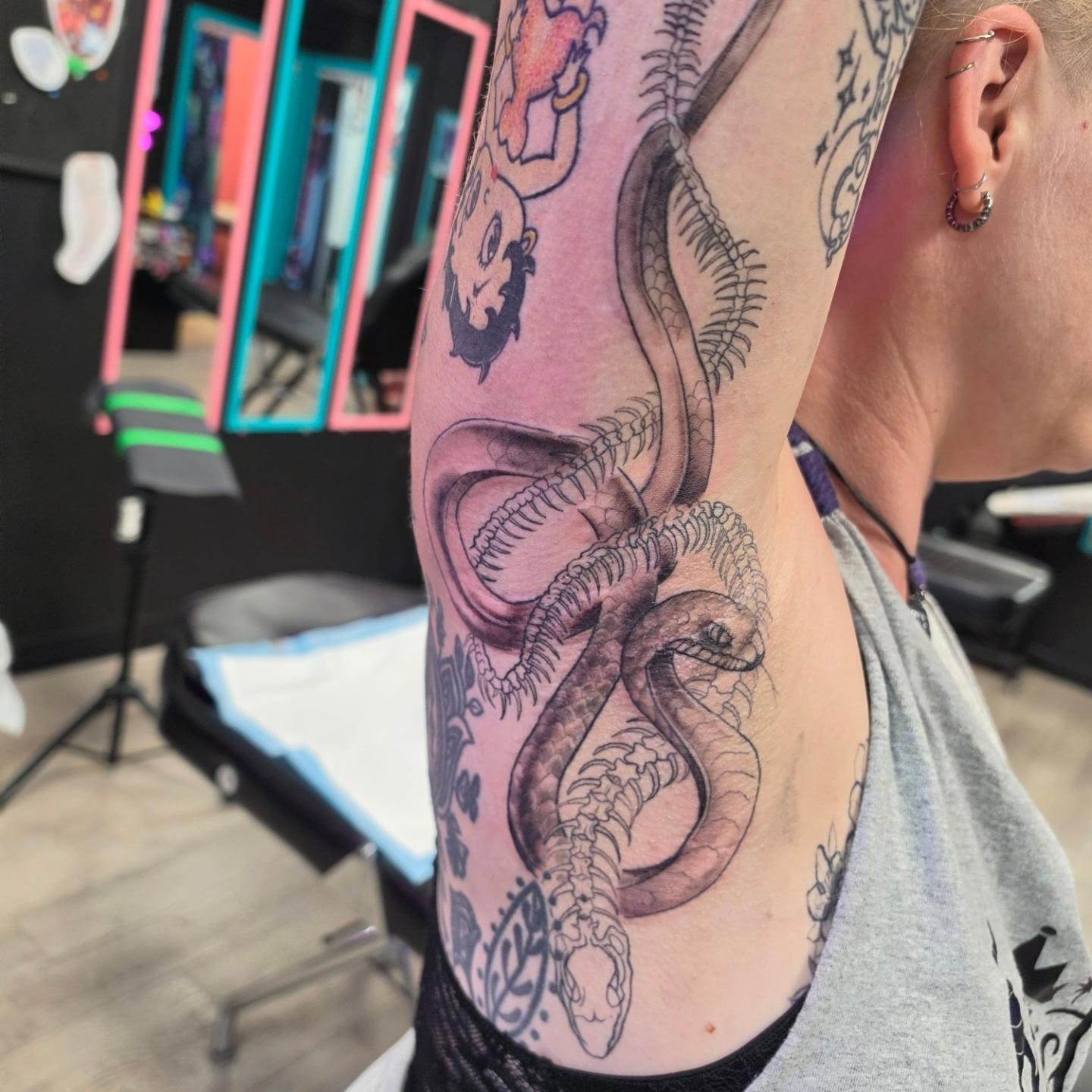 Tattoo by @frozenink_tattoo — black_and_grey