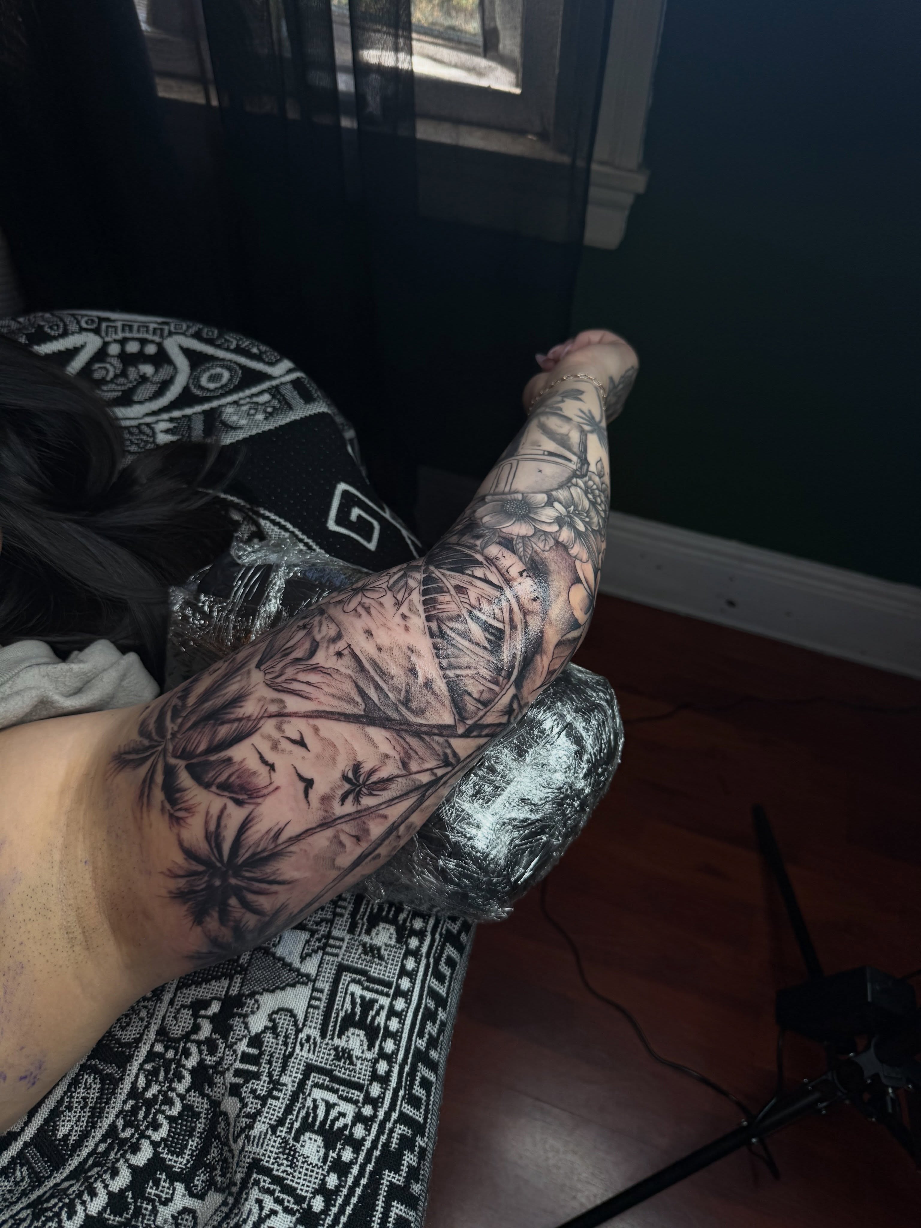 Palm trees geometric tattoo on the forearm by Gooofy’s Ink 💸✍🏽 18+
