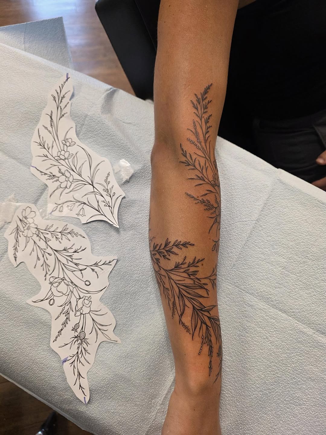 Tattoo by @letdanipokeyou — fine_line, botanical