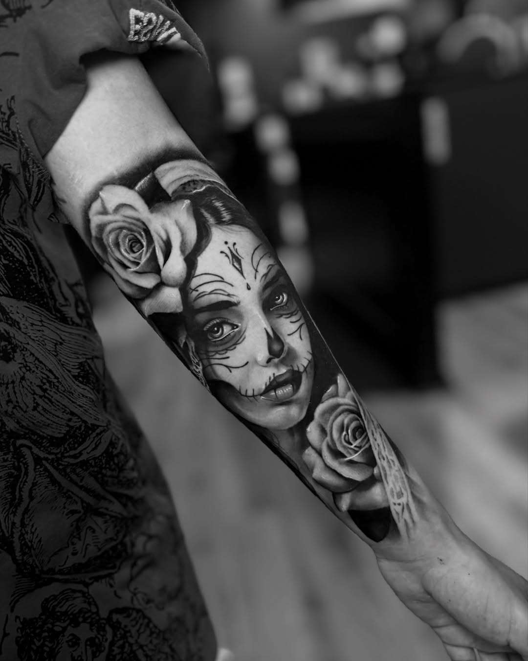 Tattoo by @xsebastiancalderonx — black_and_grey, realism