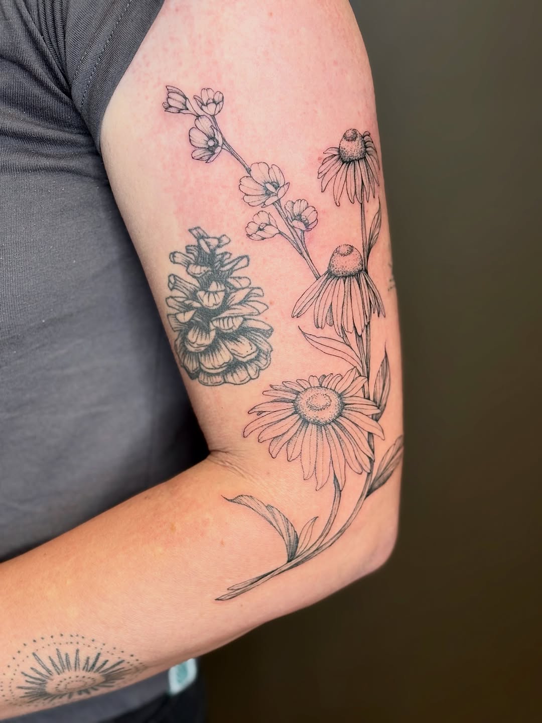 Tattoo by @sidtattoos_ — fine_line, black_and_grey