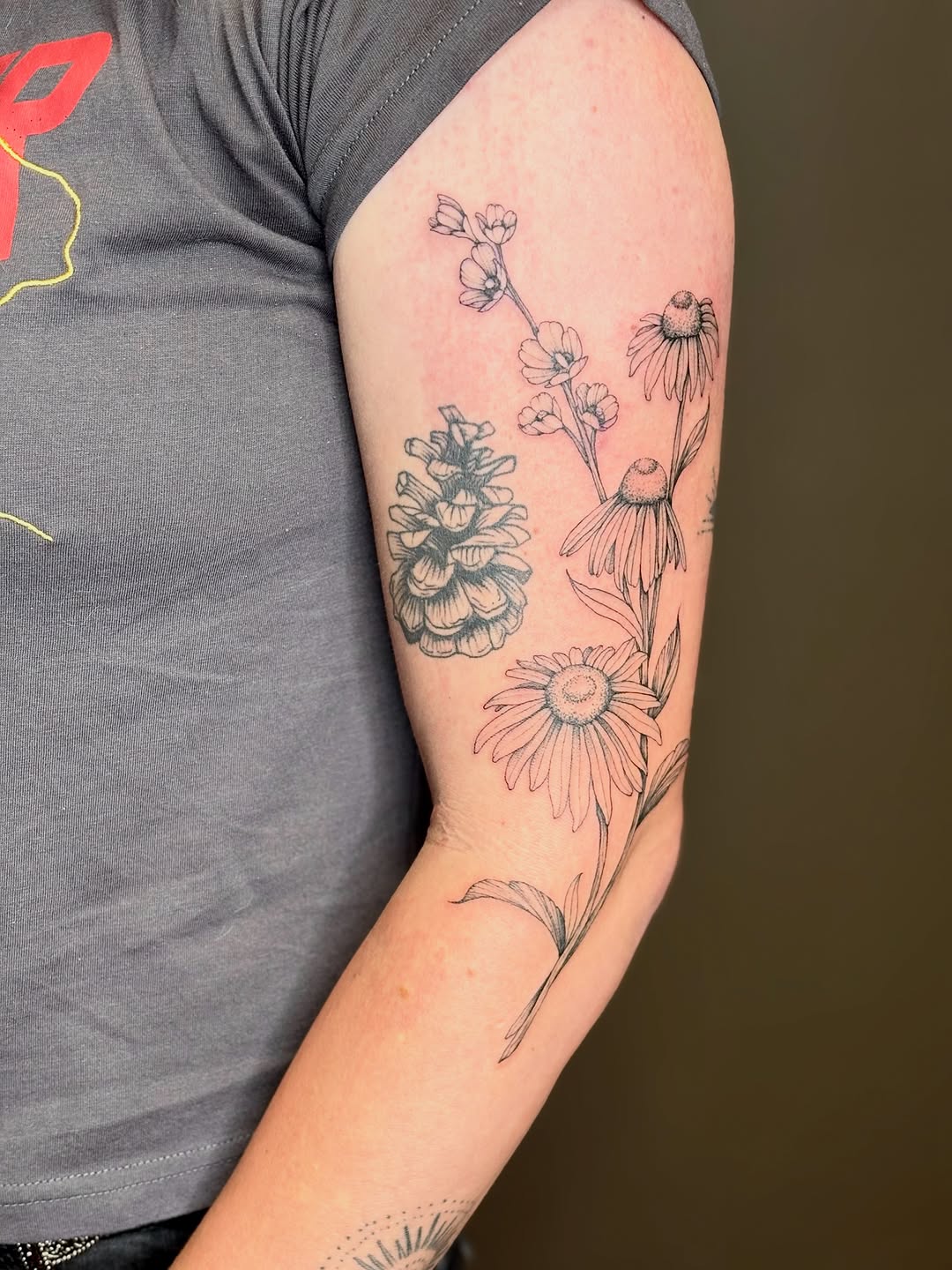 Tattoo by @sidtattoos_ — fine_line, black_and_grey