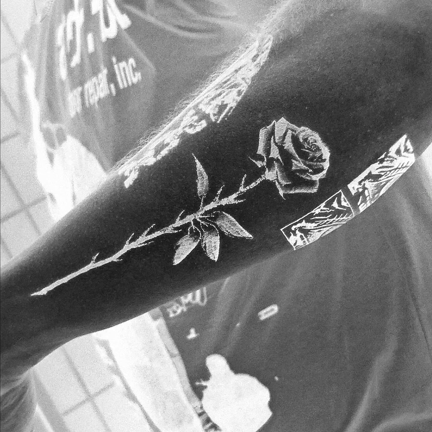 Rose black and grey tattoo on the forearm by ⚙️ 𝔄𝔞𝔯𝔬𝔫 𝔇. ⚙️