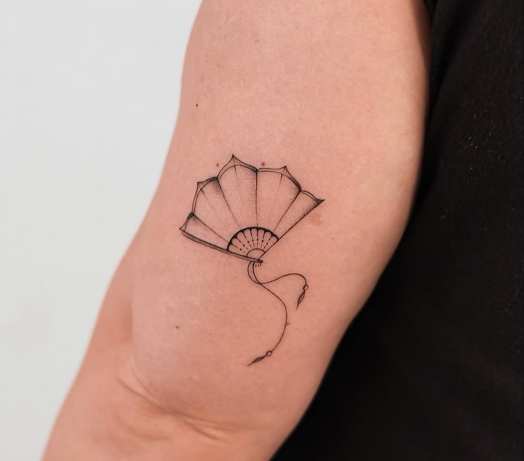 Tattoo by @houstontattoo.chelsea — fine_line, minimalist
