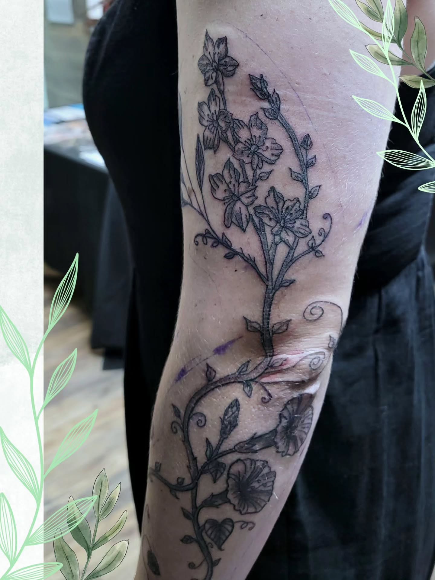 Tattoo by @nadeskatattoos — black_and_grey