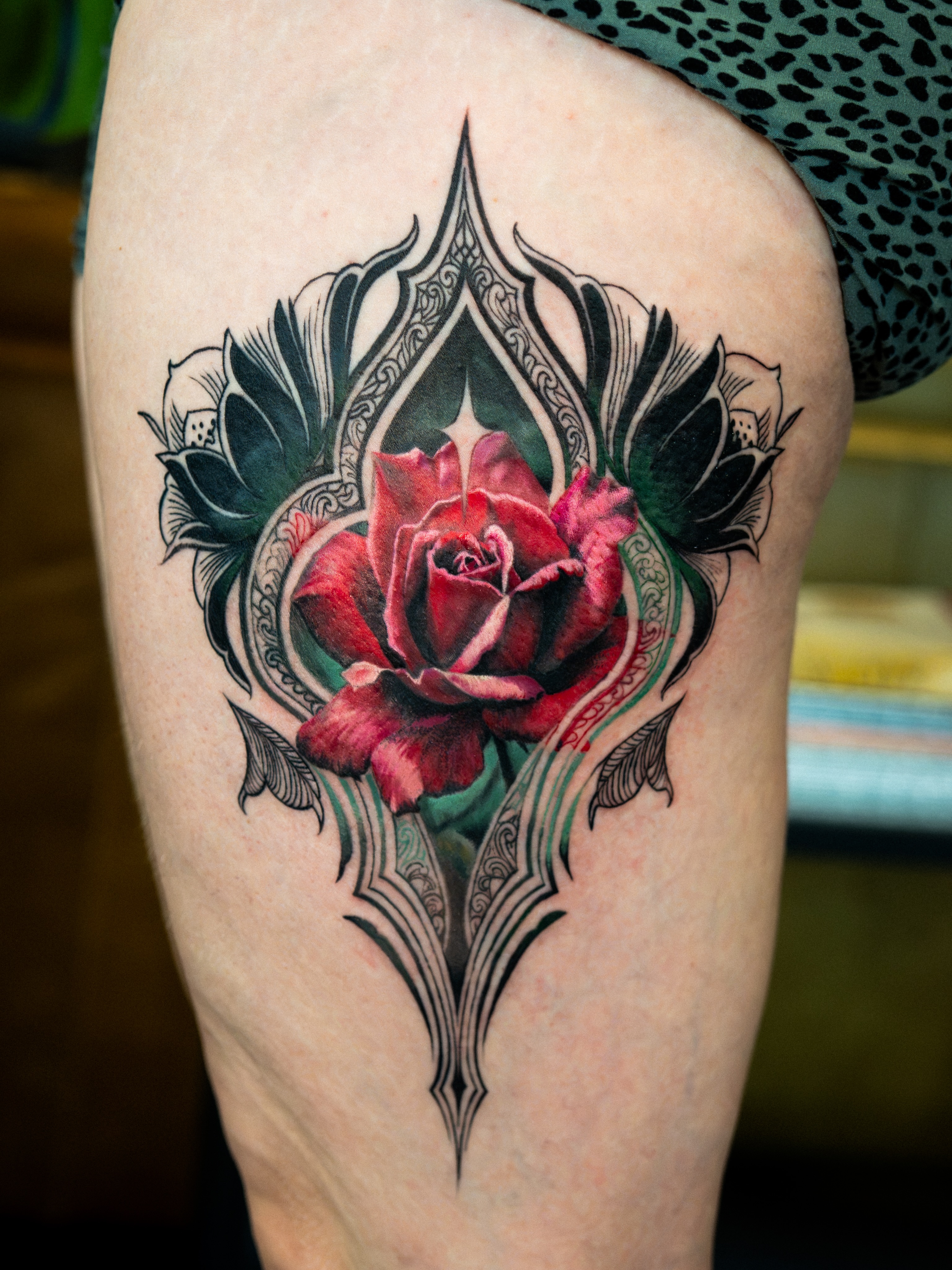 Tattoo by @le_gaucher_tatouage — realism, dark_realism