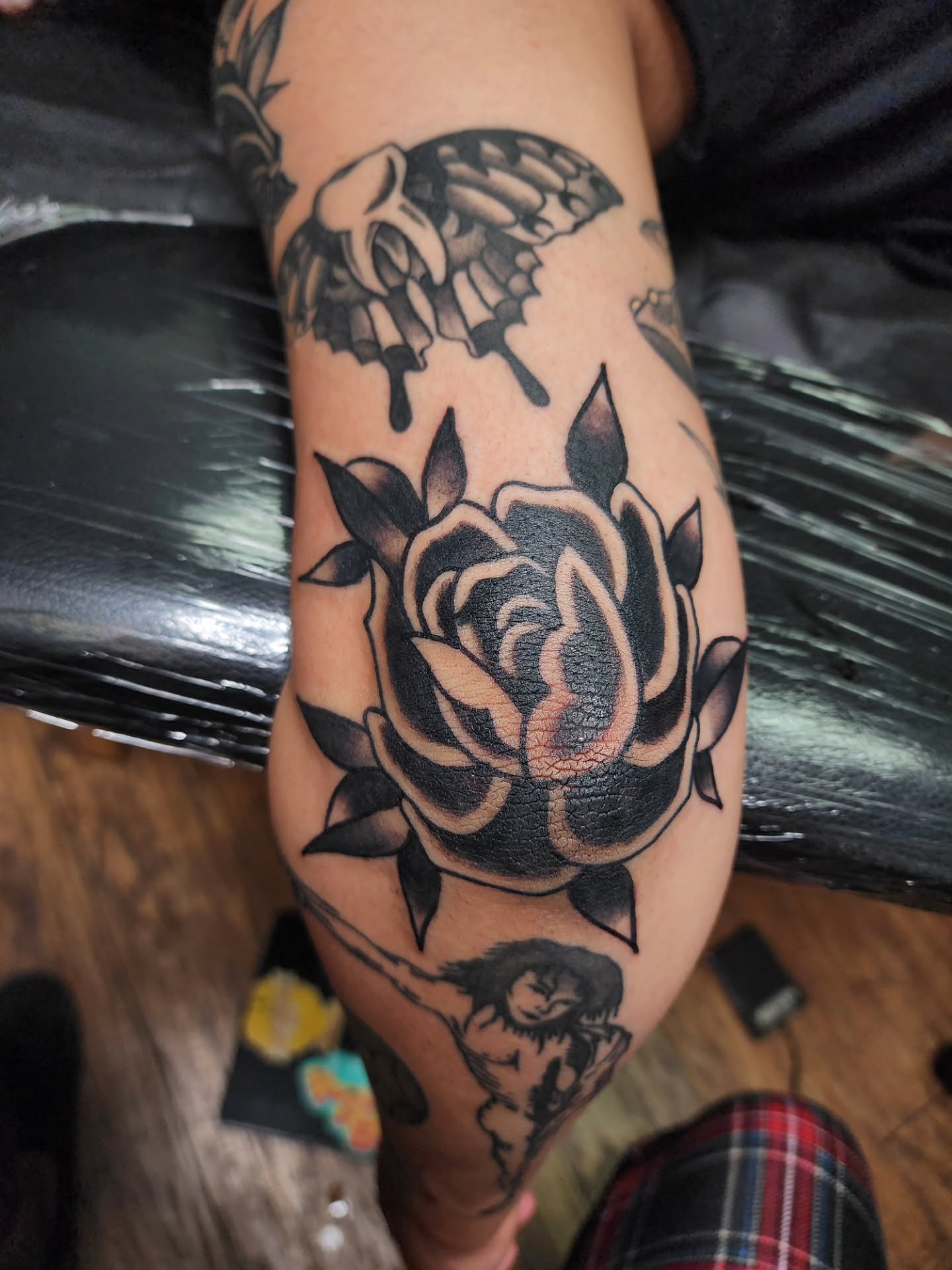 Rose American traditional tattoo on the forearm by Meggalodon 🖤 (Meggan Rose)