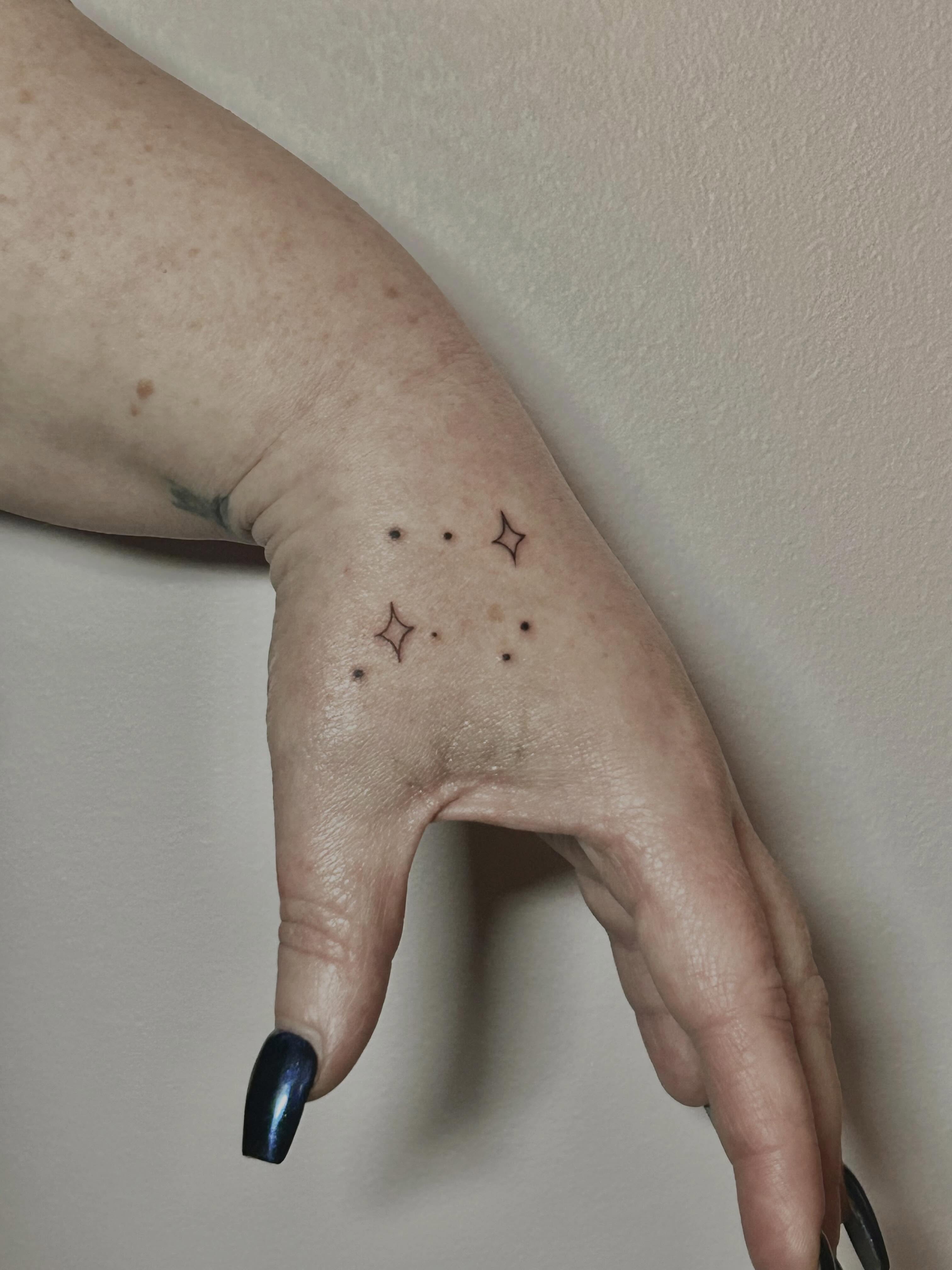 Tattoo by @inkbysierra — dotwork