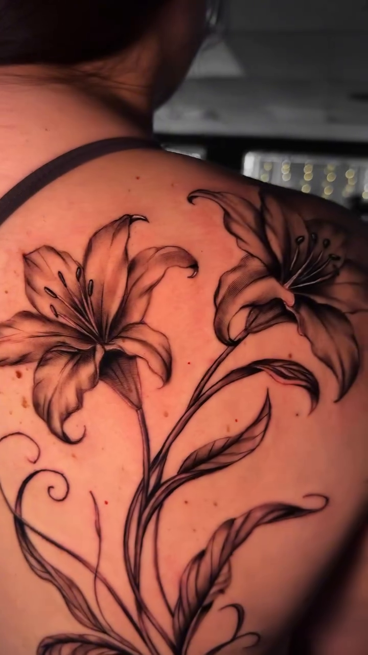 Tattoo by @rachelbtattoos — black_and_grey, realism