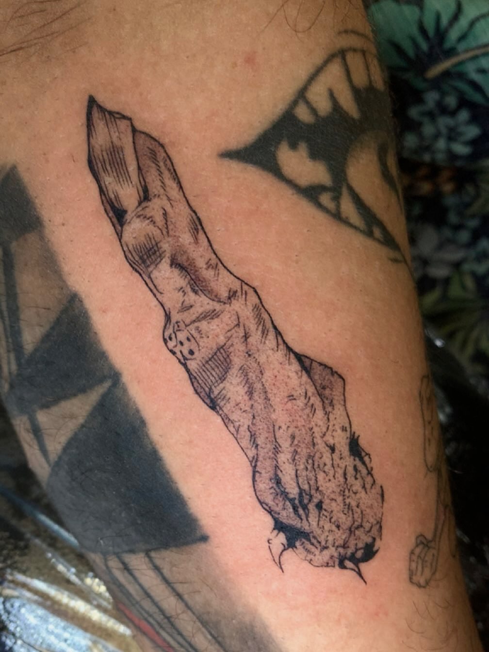 Tattoo by @maddiegtattoos — black_and_grey