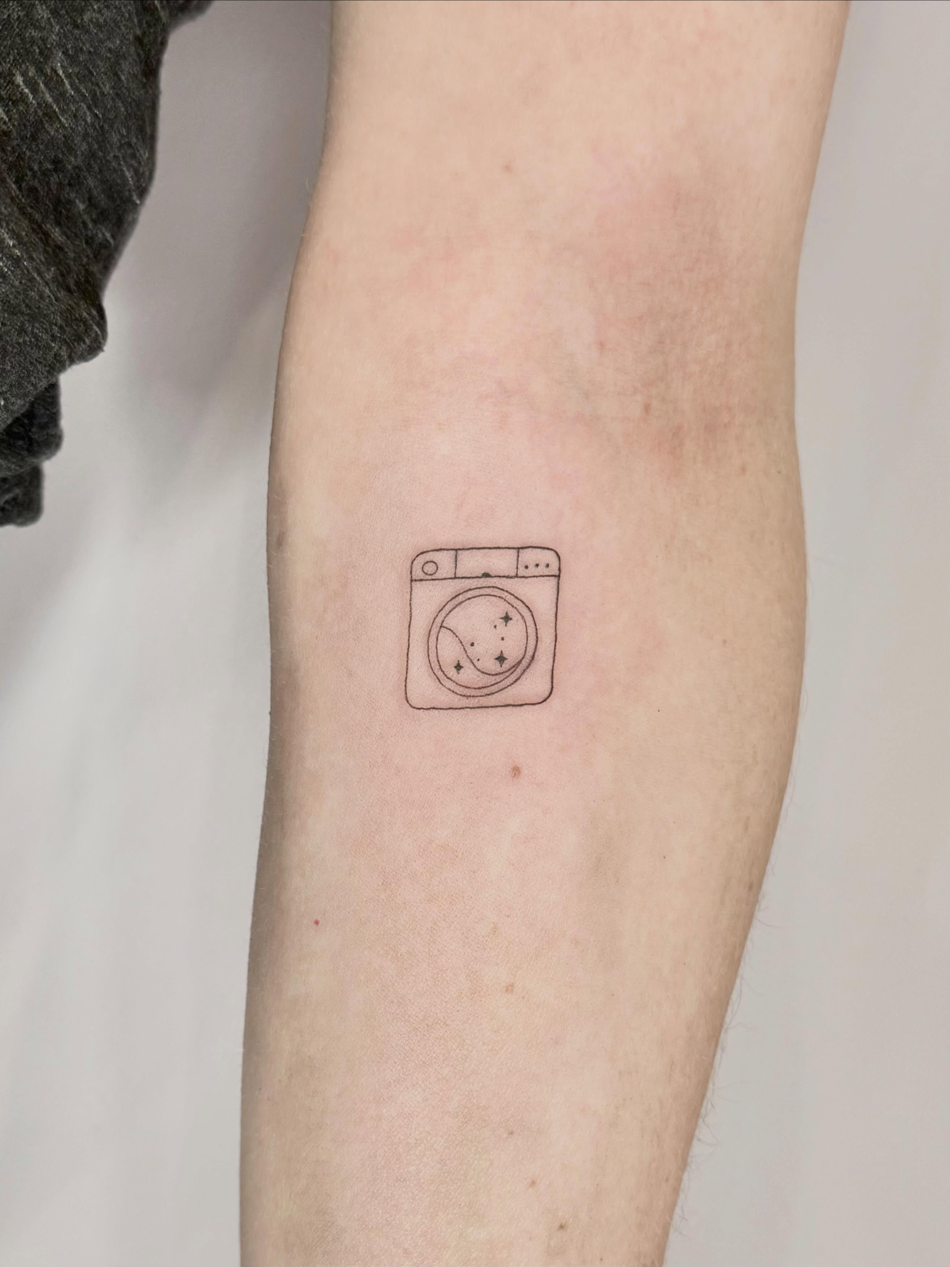 Tattoo by @inkbysierra — minimalist