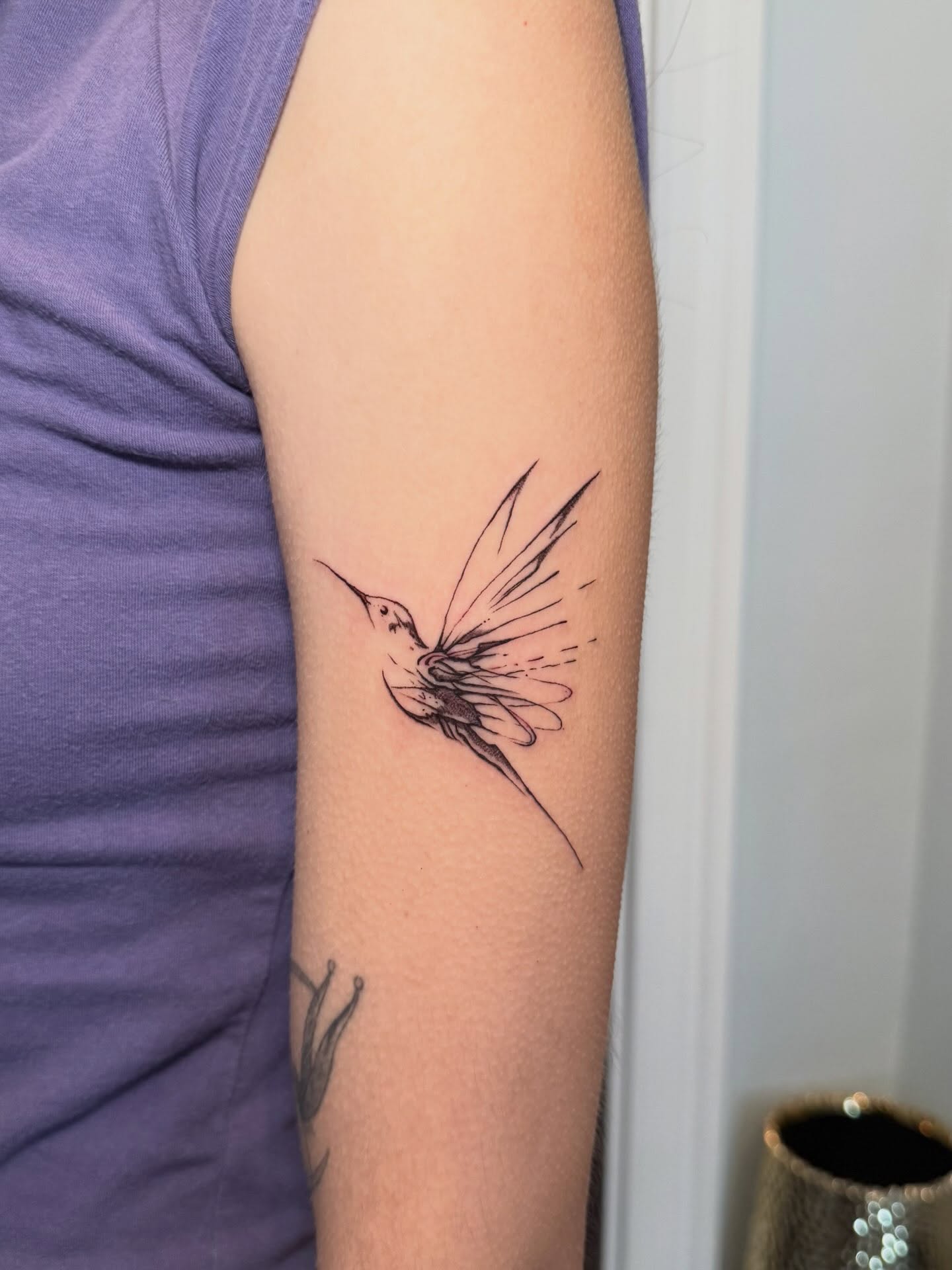 Hummingbird dotwork tattoo on the forearm by Ana Blatt