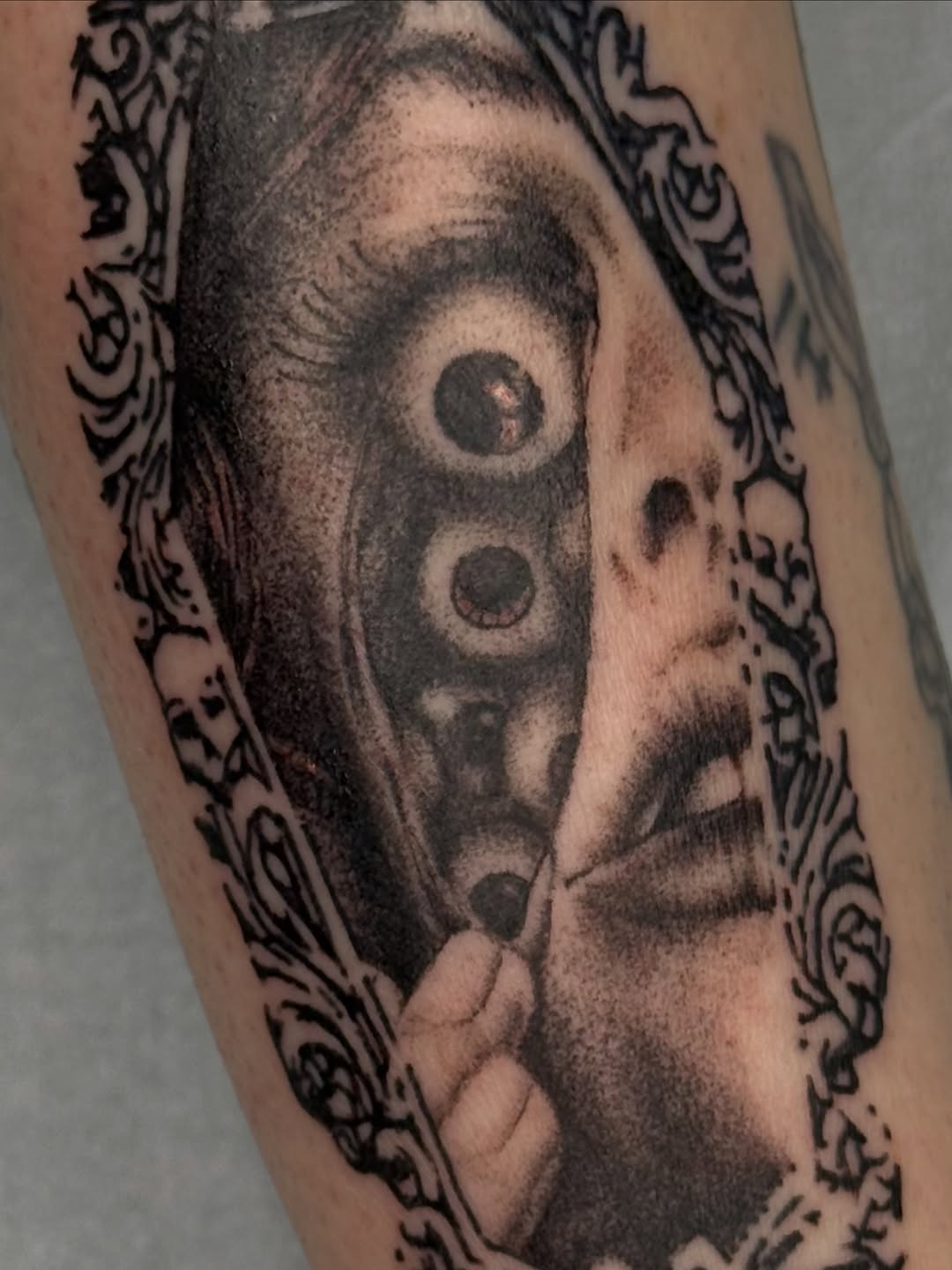 Tattoo by @avaniloutattoo — realism, black_and_grey