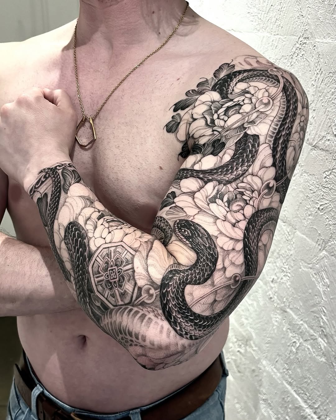 Tattoo by @yongjuntattoo β japanese_irezumi, black_and_grey