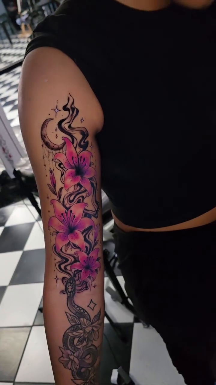 Tattoo by @jessejamestatoo — japanese_irezumi, neo_traditional