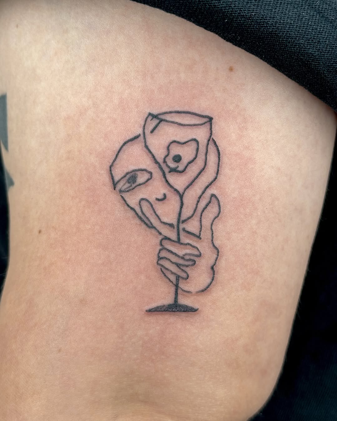 Tattoo by @____e_d_e_n____ — fine_line, minimalist